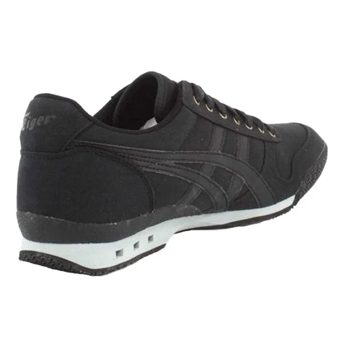 Ultimate 81 Low «Black White»